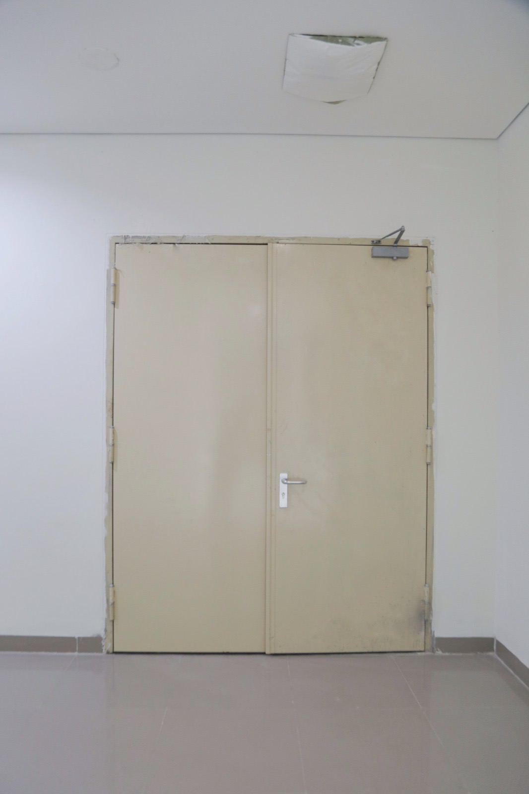 STEEL & FIRE DOOR 3